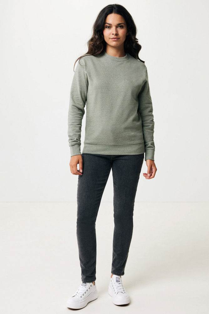 IQONIQ Denali ungefärbt. Rundhals-Sweater aus recycelter BW