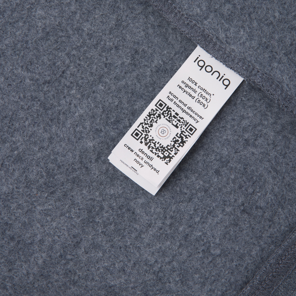 IQONIQ Denali ungefärbt. Rundhals-Sweater aus recycelter BW