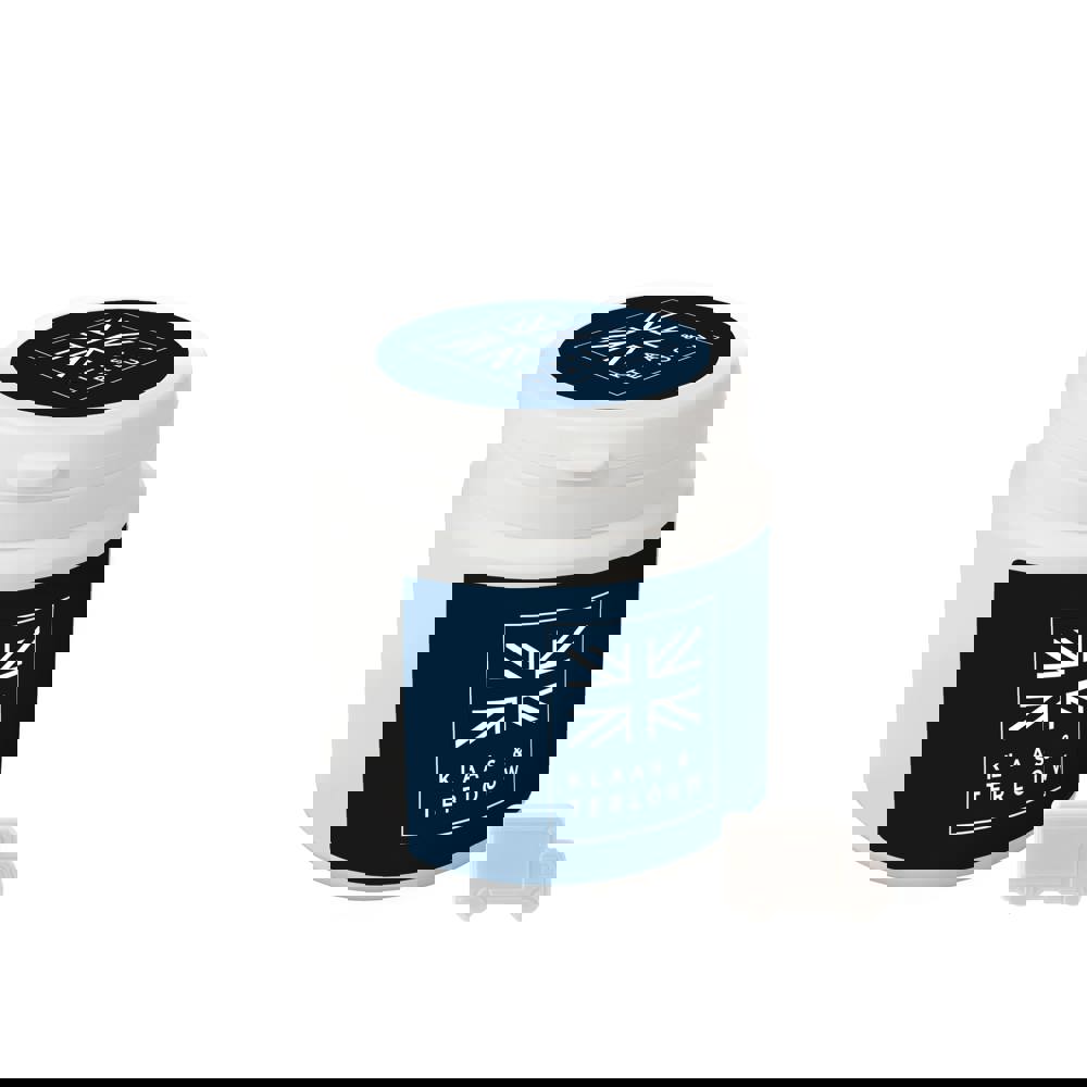 Plastikbehälter mit Süßigkeiten