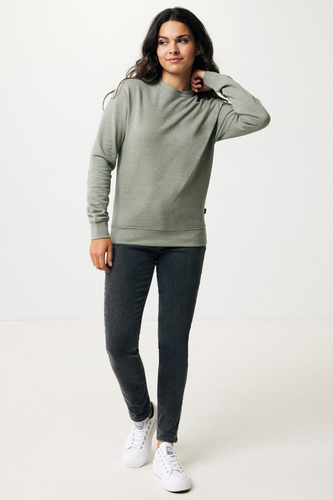 IQONIQ Denali ungefärbt. Rundhals-Sweater aus recycelter BW