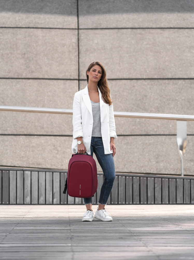 Bobby Hero Small Anti-Diebstahl-Rucksack